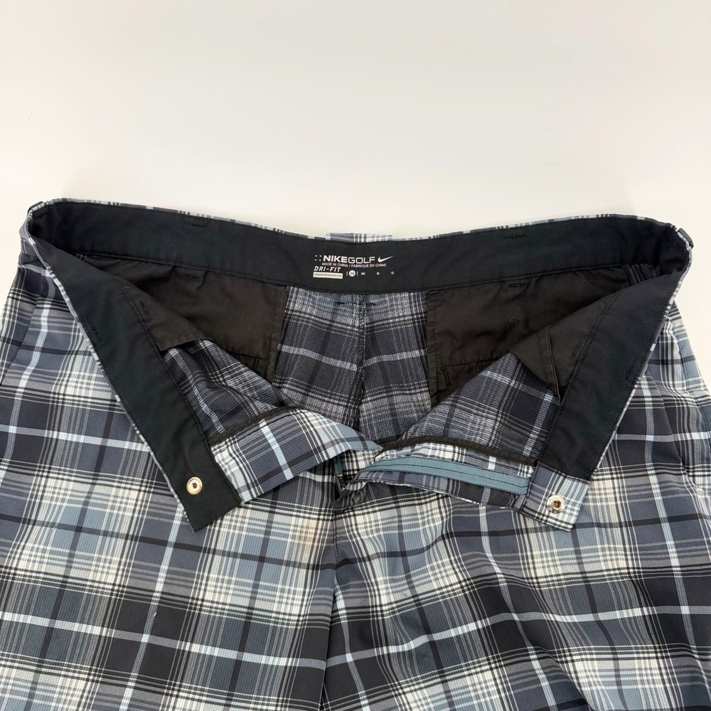 Nike Golf Dri-FIT Plaid Shorts Athletic Performance Grey Black 36 Mens Preppy - Picture 5 of 9